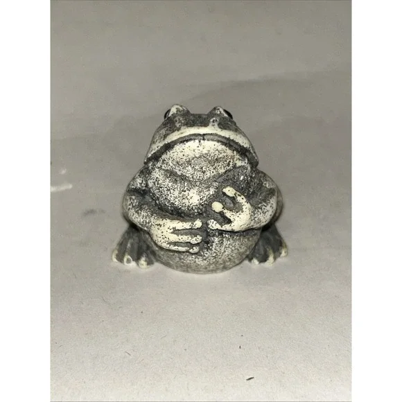 Vintage Frog Figurine Garden Decor Frog Statue