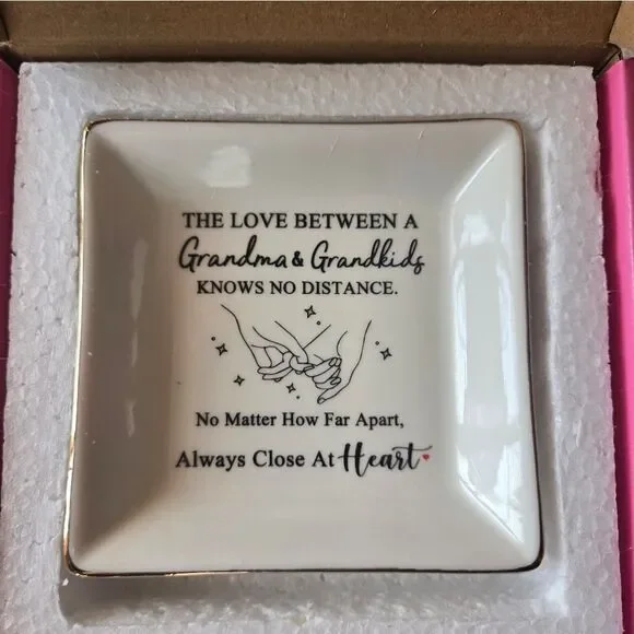 Grandmas Trinket Tray NWT