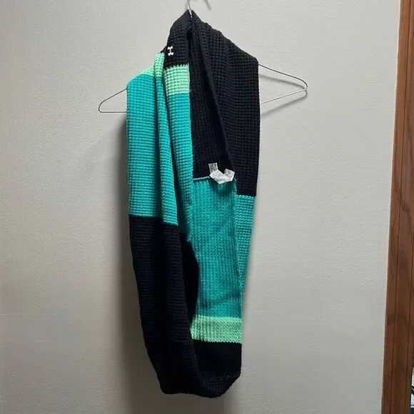 Under Armour infinity Scarf 0065