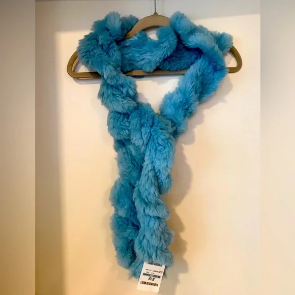 NWT Real rabbit fur scarf