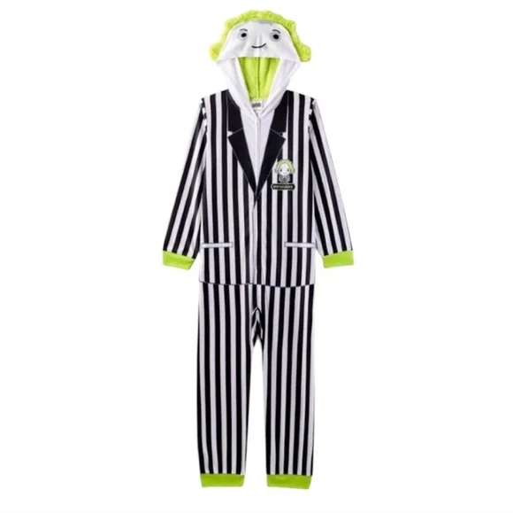 New Beetlejuice Boys Striped  Union Suit  Sleeper Pajamas Size XS 4/5 Hallowen