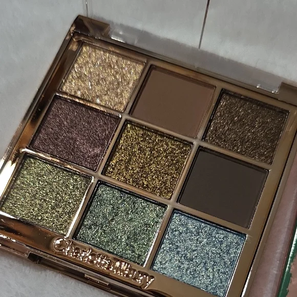 NEW~ Charlotte's Palette Of Beautifying Eye Trends~ Emerald Effect