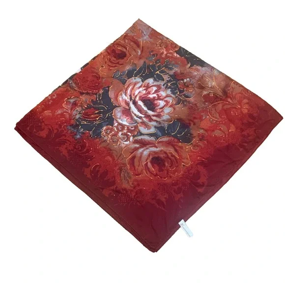 Beautiful 18 Collection Eighteen floral scarf 36x36‎ Red Roses Feminine Pretty