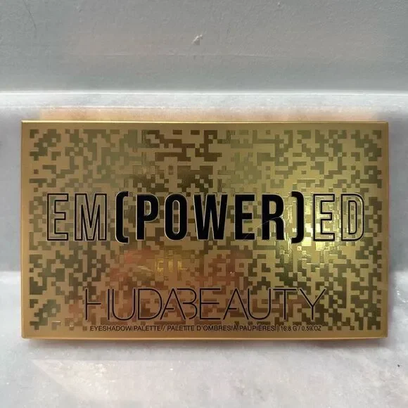 NWT Huda Beauty Empowered Black Gold Tone Box Eyeshadow Palette 0.59oz