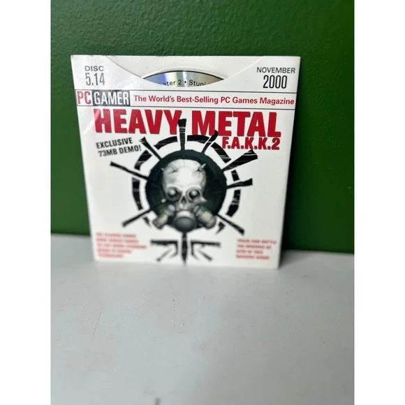 PC Gamer Disc 5.14 Nov 2000 Heavy Metal FAKK 2 Demo Age of Empires II Tony Hawk
