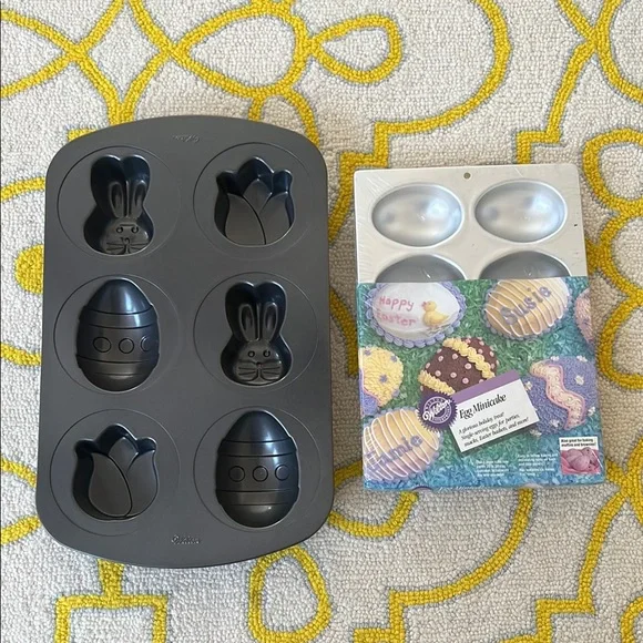 Wilton Easter Cake Pan Set