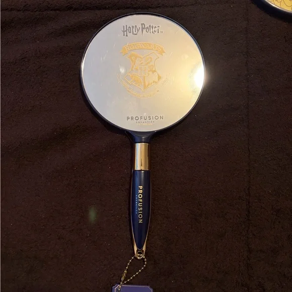Warner Bros. Harry Potter House Pride Handheld Mirror - Blue and Gold‎