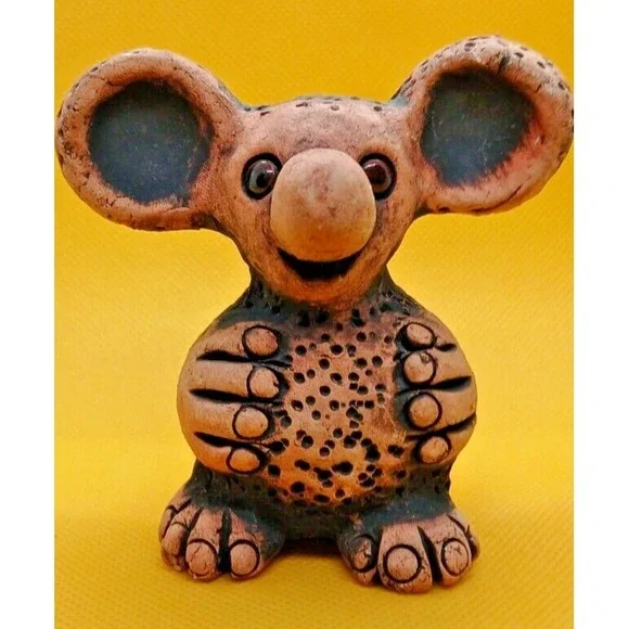 Hand Made Art Potter Sea creature coral body big ears palms Handmade Adorable!