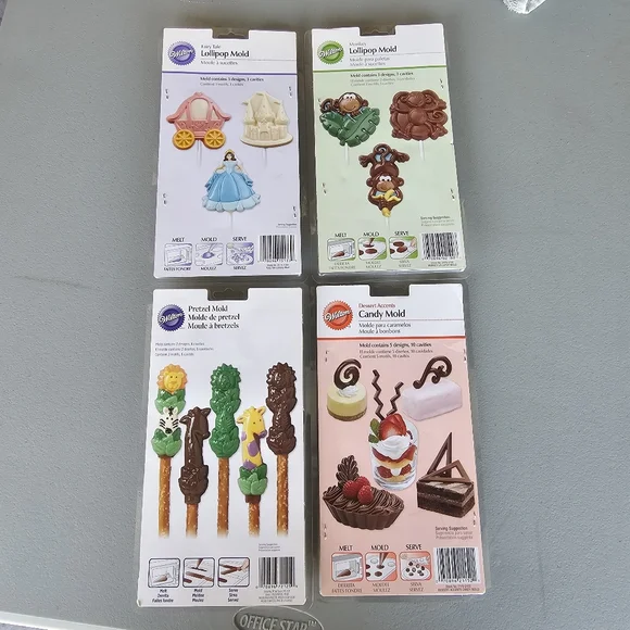 4 Wilton Candy Molds Chocolate Party Favors NEW in Package L👀K