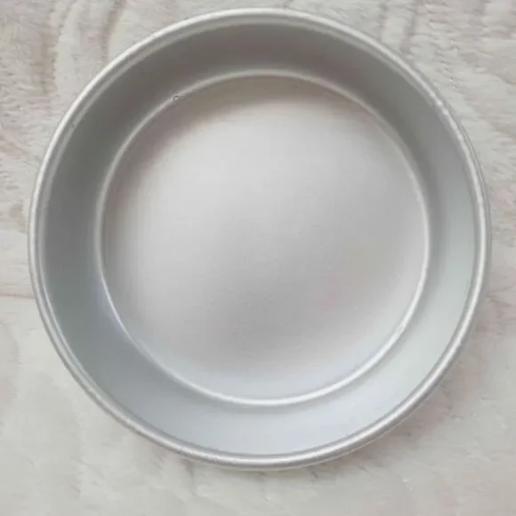 Vintage Wilton Round Cake Pan 6 Inch x 2 Inch Number 506-2187 Silver