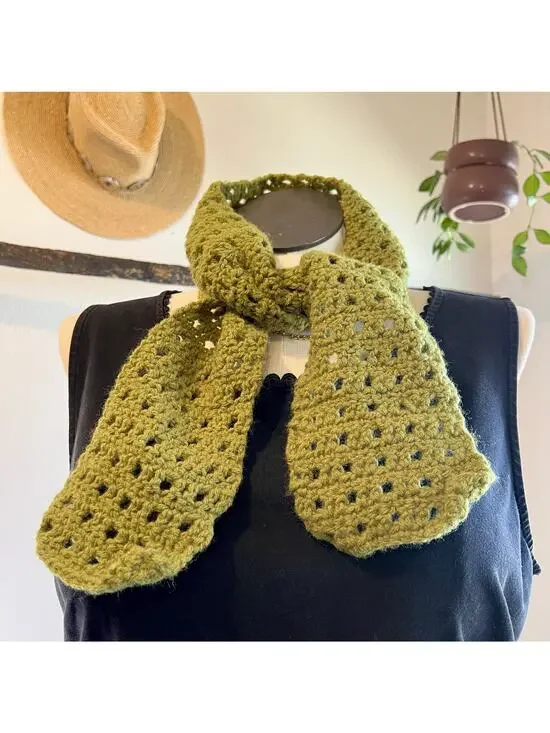 Green Handmade Woven Knit Neck Tie Scarf Wrap