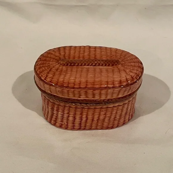 Ceramic Orange/Brown Woven Oval Basket with Lid‎ Made in Italy