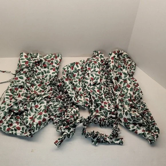 Lot of 6 Vintage Longaberger Traditional Holly Fabric Liner (4) & Garter (2)