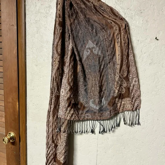 Brown Paisley Fringe Scarf