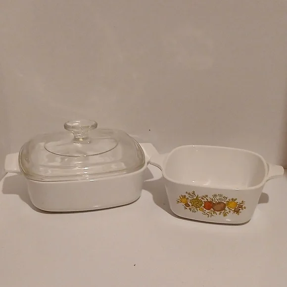 Corningware Pyrex Spice Of Life White Casserole Dish with Floral Design