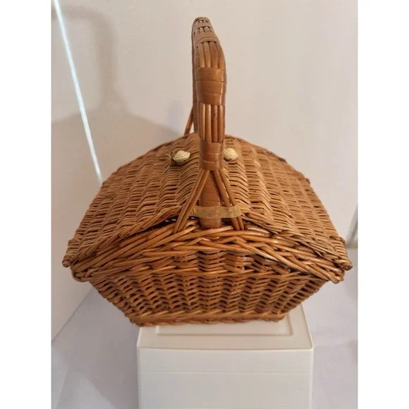 Vintage Woven Wicker Picnic Basket Hinged Lid Carry Handle Farmhouse Handmade