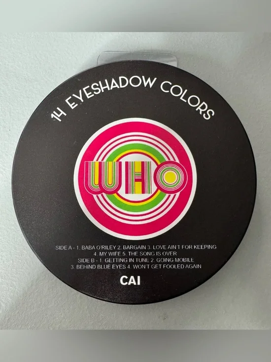 The WHO vinyl record shaped 14 Eyeshadow Colors Compact with Pink & Green Retro