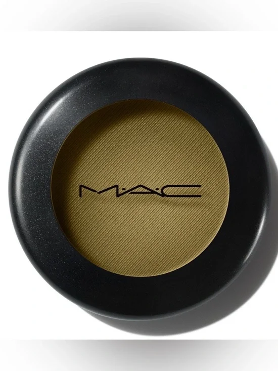 NEW MAC Cosmetics Mo Money Mo Problems Soft Matte Powder Eyeshadow