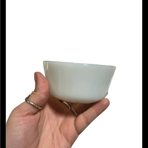Set Of 6 Vintage Anchor Hocking Fire King Milk Glass Custard Cup Ramekins USA