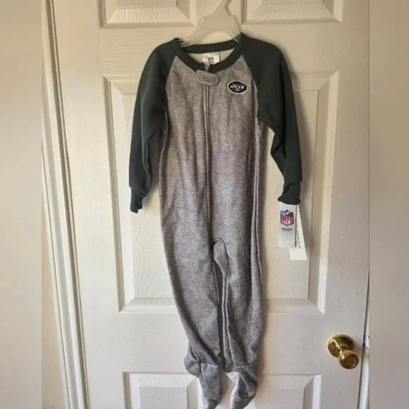 NFL New York Jets Pajamas 4T NWT Sleeper Football Gray Green Sports PJ