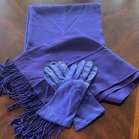 Luxurious Deep Purple Jones New York Scarf and Matching Fownes Glove