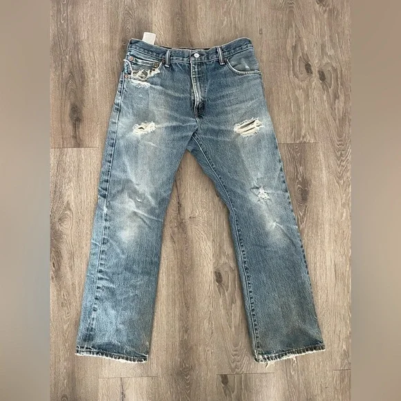 Levi's Classic Blue Straight Jeans