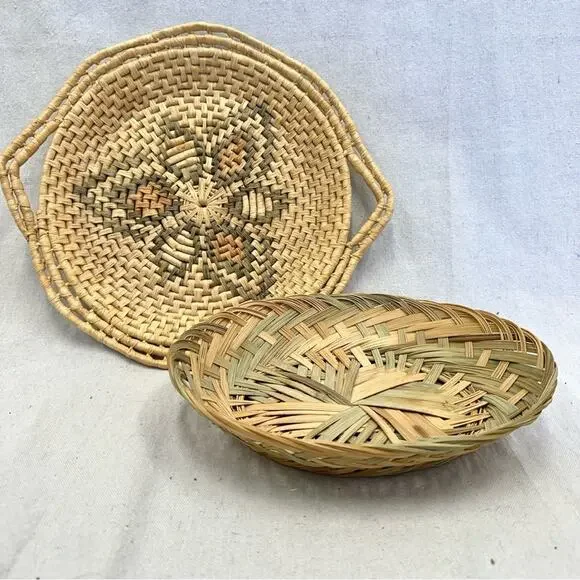Vintage set of 2 southwest boho woven wicker basket/tray in natural & greens‎