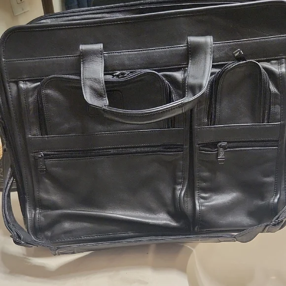 Tumi Black Leather Men's Computer Bag/Brief