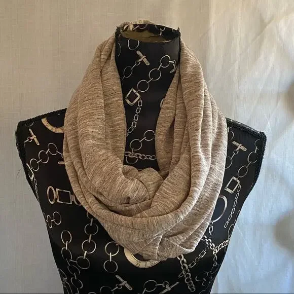 Tan/Cream Space-Dyed Soft‎ Smooth Knit Zip Shut Hidden Pocket Infinity Scarf