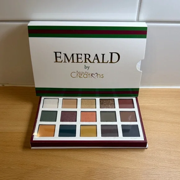 Beauty Creations ESMERALDA II Eyeshadow Palette | Brand New‎