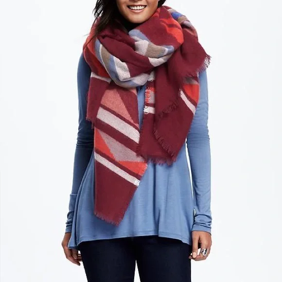 Old Navy Oversized Flannel Scarf in Southwest