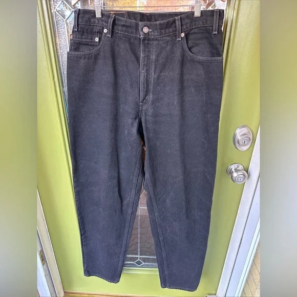Vintage LEVIS Jeans Men 36x34 Black Denim 90s 560 Loose Fit Tapered Leg USA Made