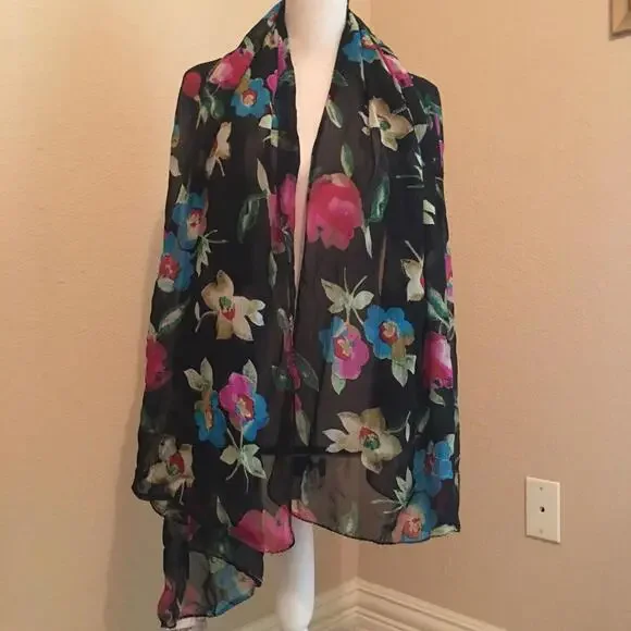 🥻Pretty Black / Floral scarf Wrap Around Beach 1 Size Sun Streak 100% Rayon