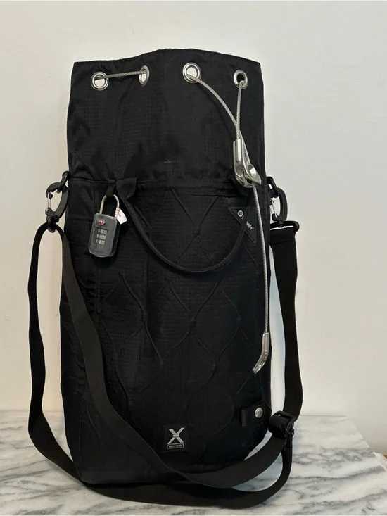 Pacsafe 15 L Black Travel Sling Bag - Men's travel weekend Bag