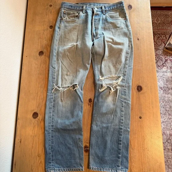 Vintage Levis 501xx Jeans 30x28 Made in USA Distressed Light Wash
