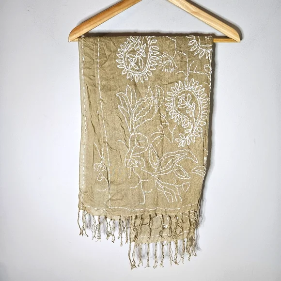 Chicos Driftwood Beige White Embroidered Scarf Wrap NWT