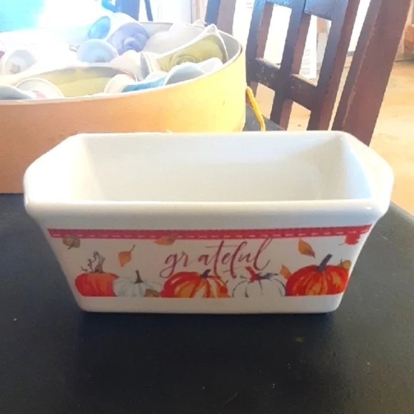 Grateful Ceramic Loaf Pan - White and Orange (Royal Norfolk)