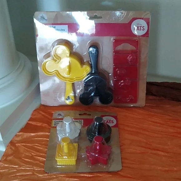 Disney EATS Food Mold & Cookie Cutter Stamp Sets