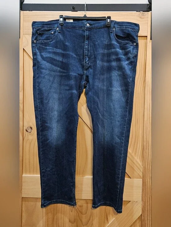 NWT | Levi's 541 Athletic Taper Jeans | Size 48×32