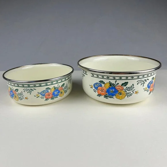 VTG Bowls M. Kamenstein Enamel Set of 2 Floral 1982 Kitchenware Grandamcore