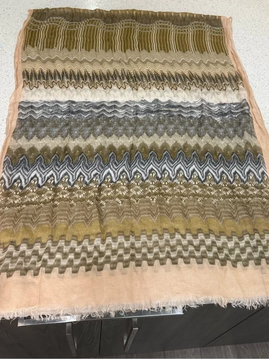 Vintage and rare Missoni Peach & Olive Lightweight Patterned Scarf Shawl