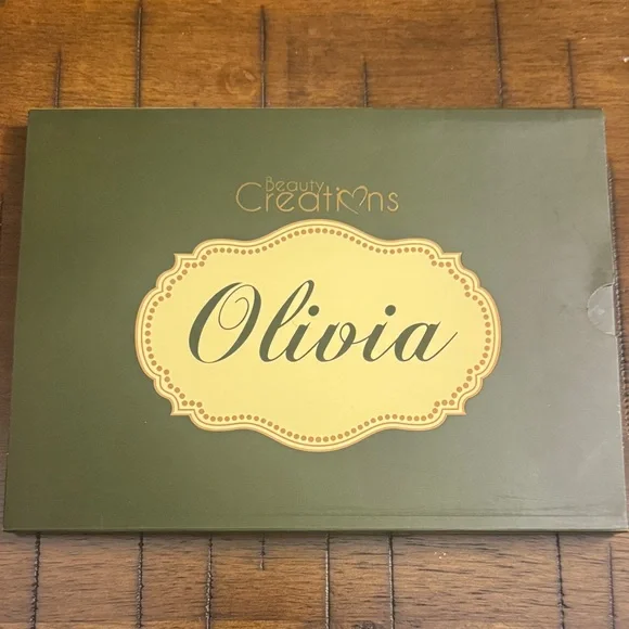 Beauty Creations Olivia Makeup Palette - Olive & Pale Yellow