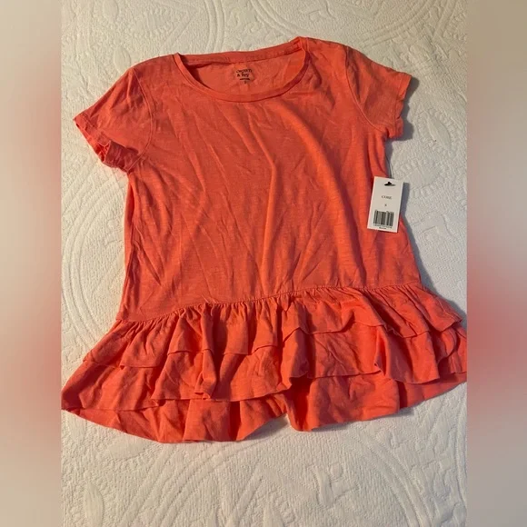 CROWN & IVY, girl’s‎ small, ruffled knit top, NWT