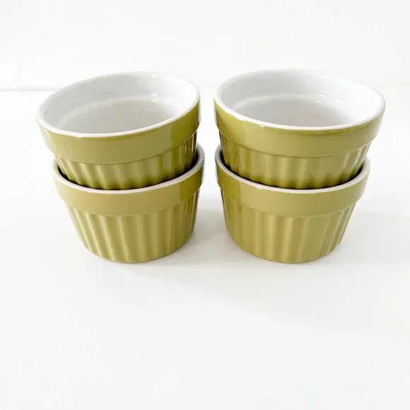 Set of 4 Round Ramekins