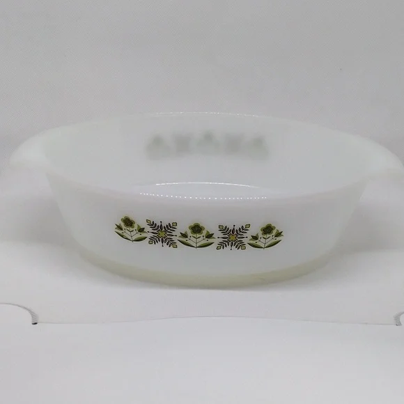 Vintage‎ Anchor Hocking Fire King Green Meadow 1.5 Quart Oval Casserole Dish