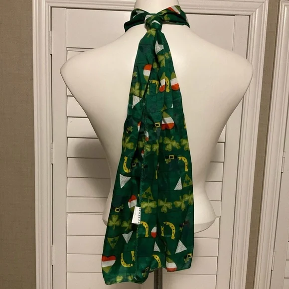 Green Patterned Scarf