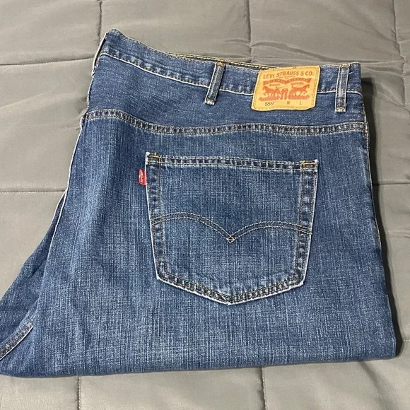 Levi’s 559 jeans. 52x30