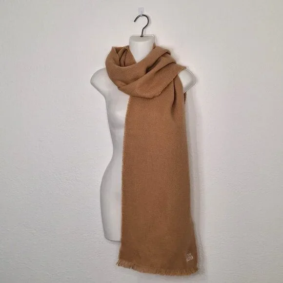 Steve Madden Camel Scarf Sz 78 x 13 Fringed Minimalist Preppy Neutral Academia