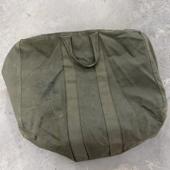 Vintage Military Canvas Duffel flyers Bag Olive Drab Green Army Surplus Gear Bag