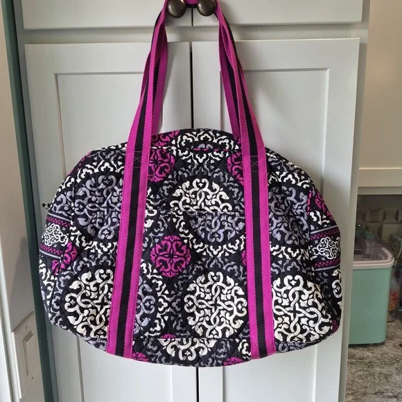 VERA BRADLEY Canterberry Magenta Sport Duffel Gym Bag